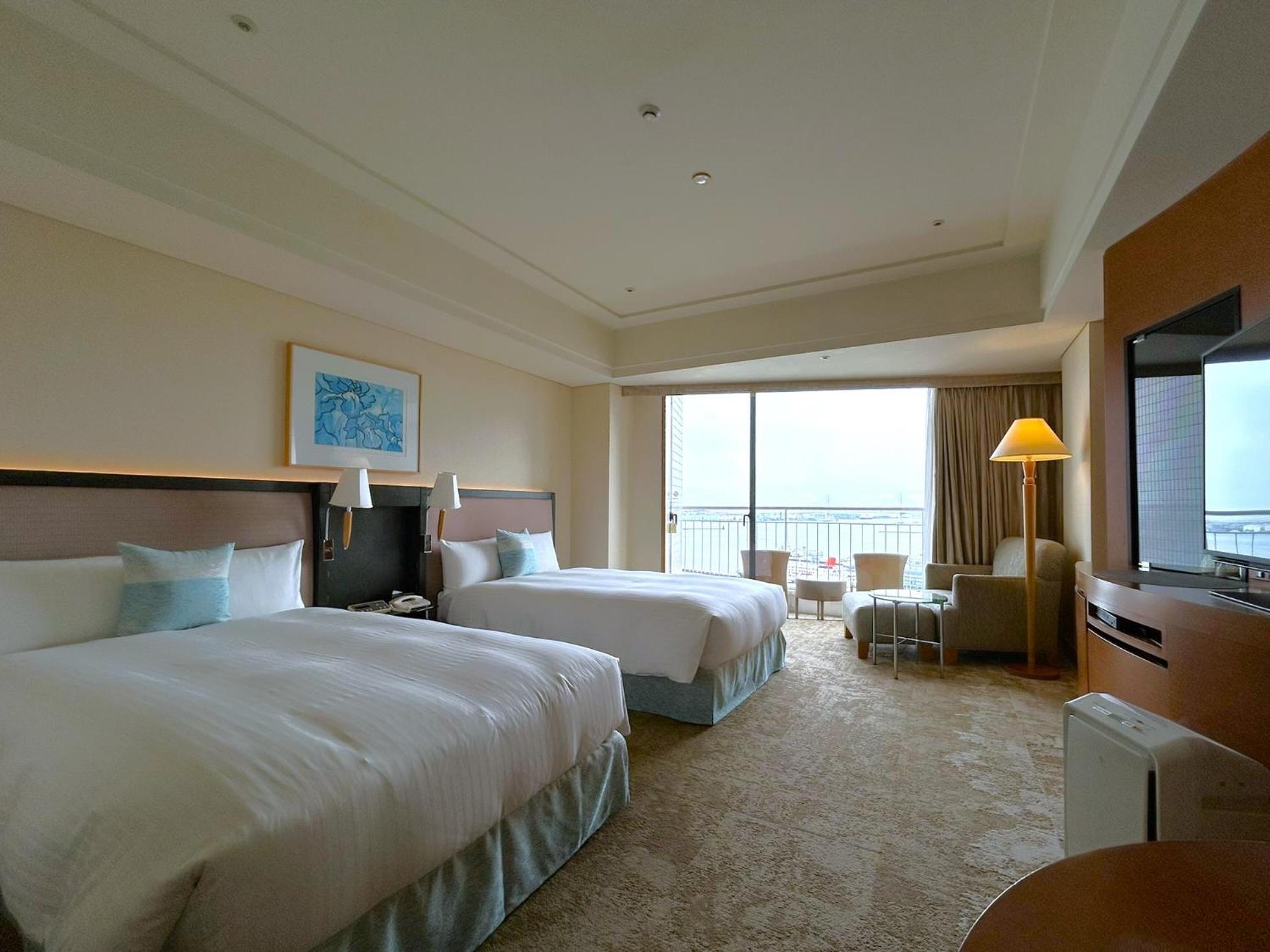 The Yokohama Bay Hotel Tokyu Esterno foto